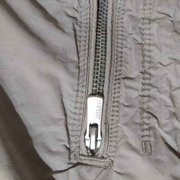 Jack & Jones Lightweight Nylon Jacket  Full Zip women's size Small - Picture 9 of 9